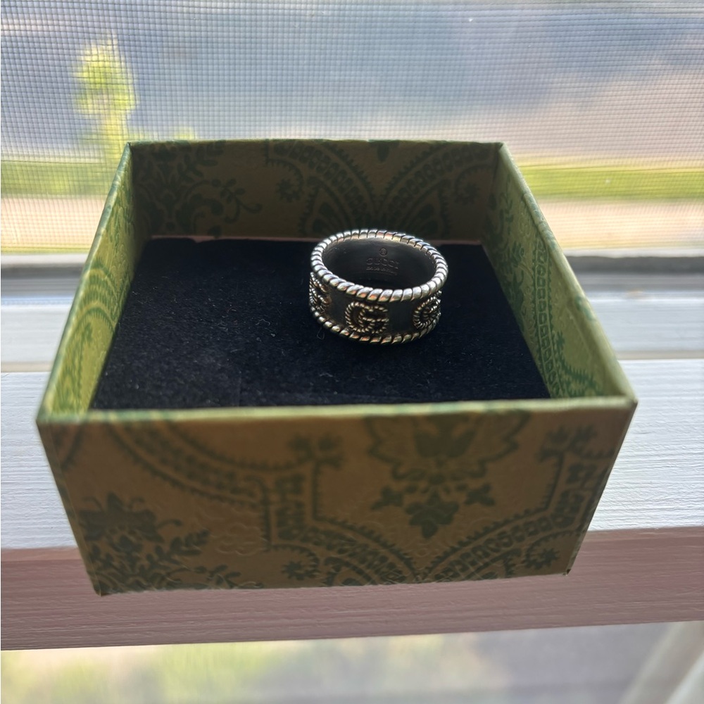 Gucci GG Marmont Ring